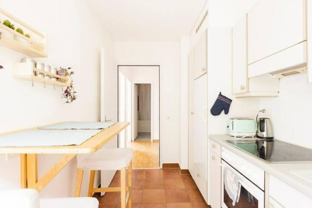 Apartment Of 52 Sqm With Free Parking Лозанна Экстерьер фото